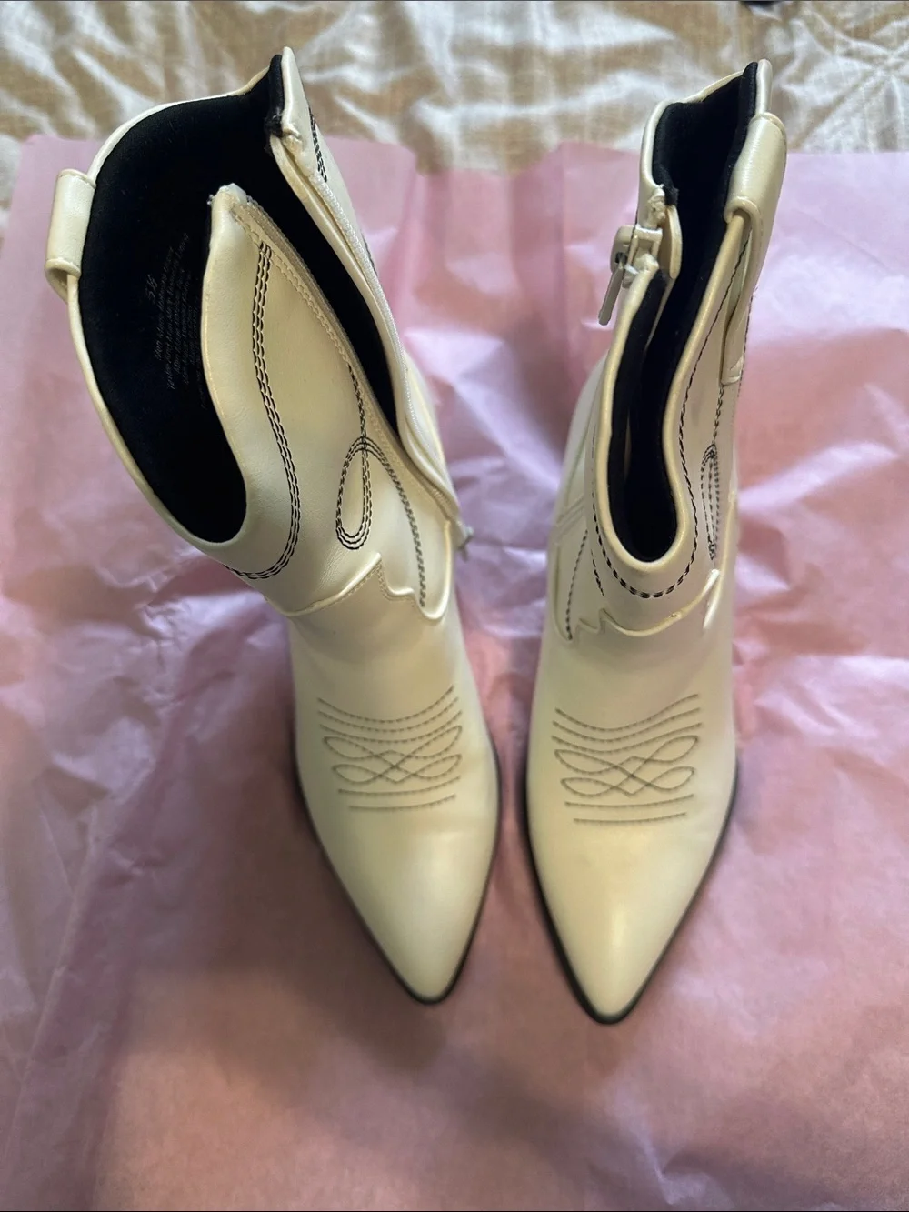 Women's Cream Pointed-Toe Western Ankle Boots